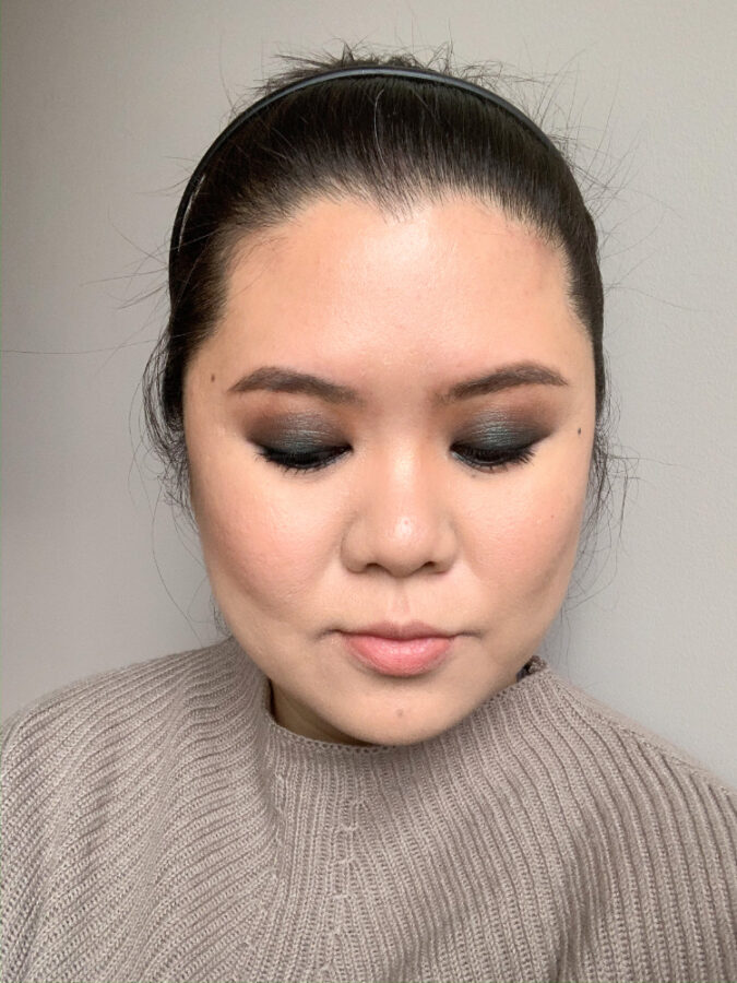 dark smoky eyes makeup tutorial on asian